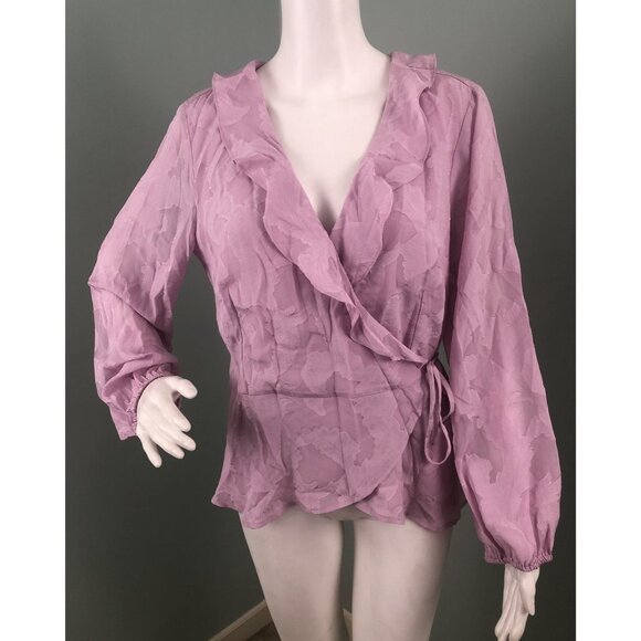 Women's Paige L/S Parsley Silk 3/4 Sleeve Shadow Floral Wrap Top Sz Large NWT - Picture 4 of 11